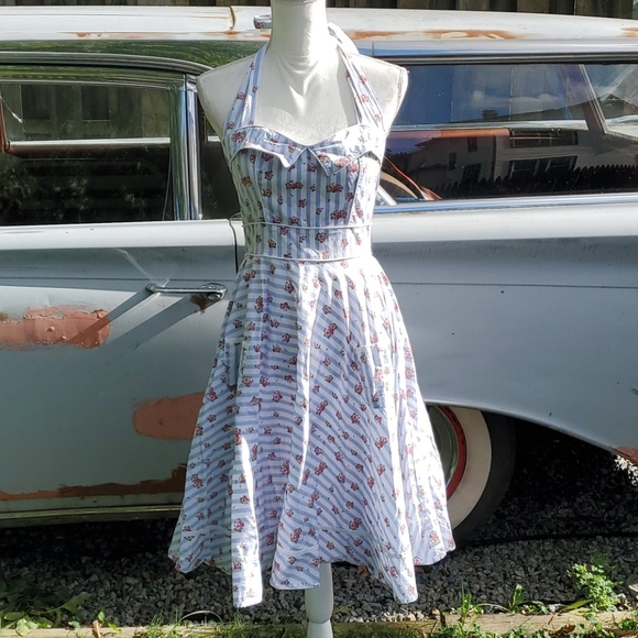 Hell Bunny Dresses & Skirts - Hell Bunny Vixen Floral Swing Dress Rockabilly